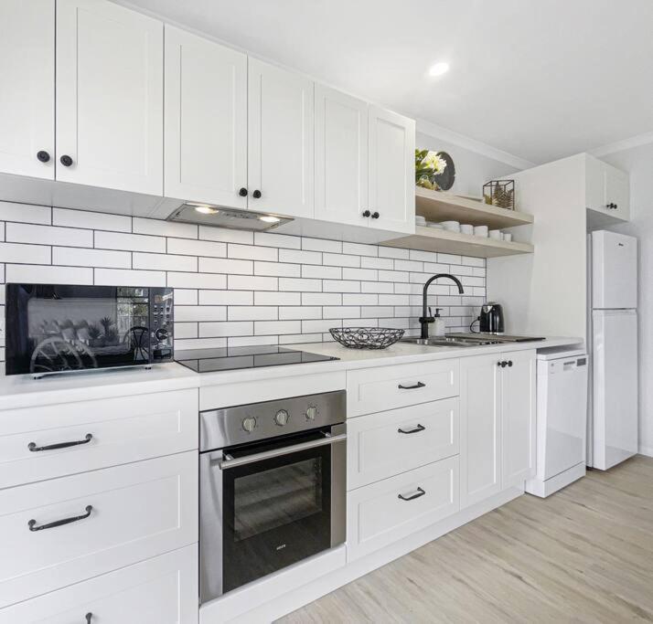 Studio Seaside Self-Contained Apartment Marcoola Buitenkant foto